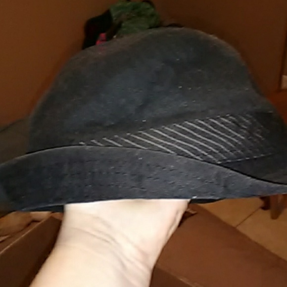 Hat - Picture 3 of 3